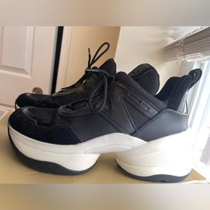 Michael Kors Olympia | Fashion Dad Sneaker | Women’s 9.5